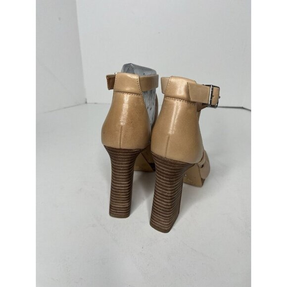 Gianni Bini Camel Leather Chunky Neutral Heel Buckle Close Ankle Sandals Sz 8 - Picture 3 of 4